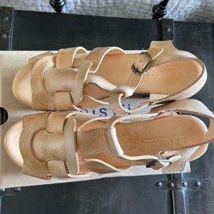 Bed Stu Caitlin Platform Heels